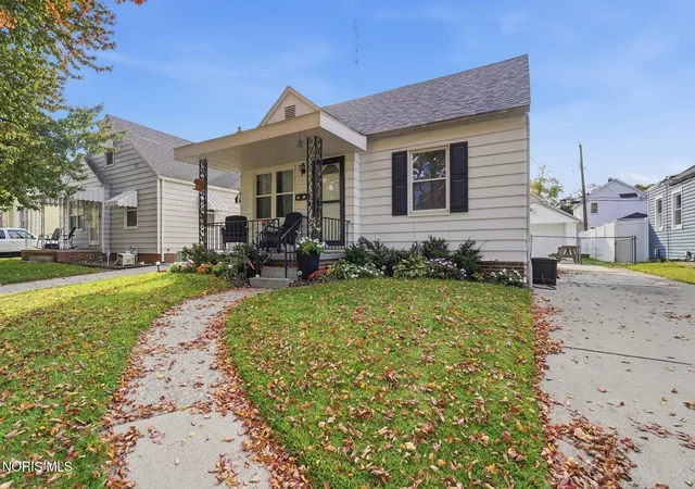 Photo 1 of Single family home for sale at 2736 131st Street, Toledo, OH 43611 | MLS# 10015183 | Listing updated on 2026-10-30
