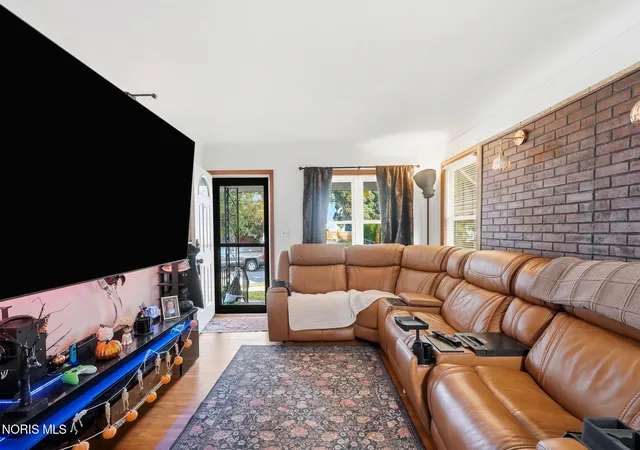 Photo 3 of Single family home for sale at 2736 131st Street, Toledo, OH 43611 | MLS# 10015183 | Listing updated on 2026-10-30