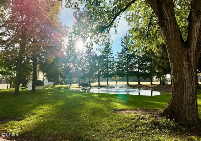 Photo 3 of Single family home for sale at 5828 Hicksville Edgerton Rd, Hicksville, OH 43526 | MLS# 10015192 | Listing updated on 2026-10-26