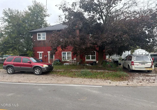 Photo 2 of House for sale at 101 E Main St, Alvordton, OH 43501 | MLS# 10015213 | Listing updated on 2026-10-27