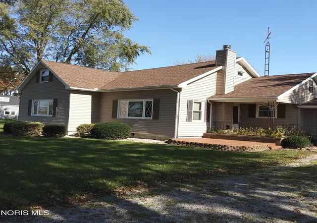 Photo 3 of Single family home for sale at F942 County Rd 19, Holgate, OH 43527 | MLS# 10015239 | Listing updated on 2026-10-26