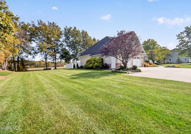 Photo 4 of Single family home for sale at 10399 Rd 17 J, Ottawa, OH 45875 | MLS# 10015290 | Listing updated on 2026-10-28