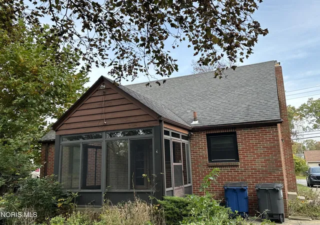 Photo 4 of Single family home for sale at 6055 Hill Ave, Toledo, OH 43615 | MLS# 10015269 | Listing updated on 2026-10-27