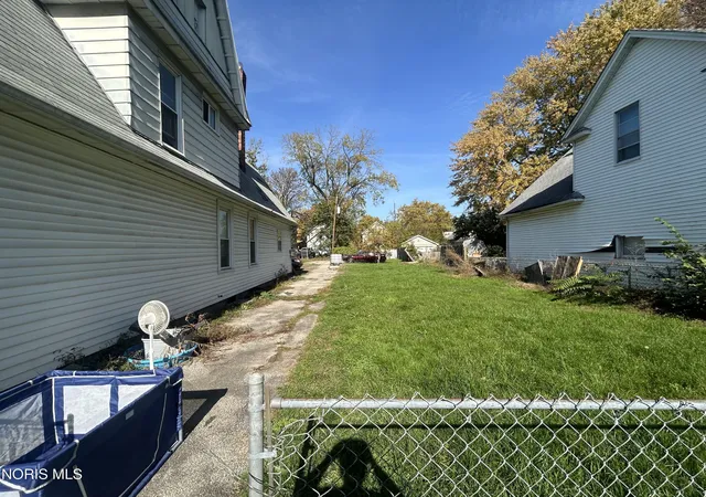 Photo 2 of Single family home for sale at 548 Colburn St, Toledo, OH 43609 | MLS# 10015279 | Listing updated on 2026-10-28