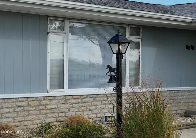 Photo 1 of Single family home for sale at 6210 Bauer Rd, Bellevue, OH 44811 | MLS# 10015312 | Listing updated on 2026-10-28