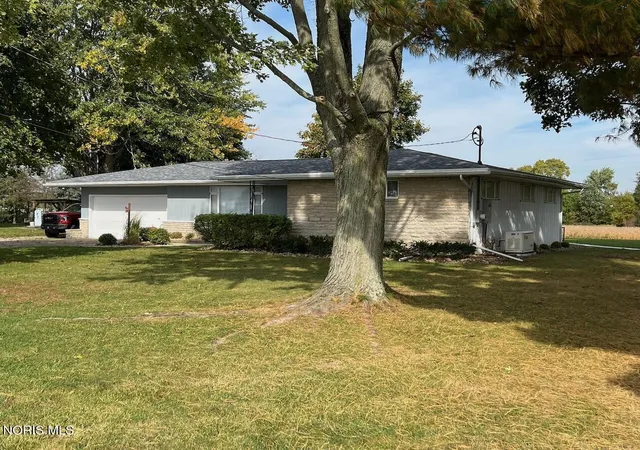 Photo 3 of Single family home for sale at 6210 Bauer Rd, Bellevue, OH 44811 | MLS# 10015312 | Listing updated on 2026-10-28