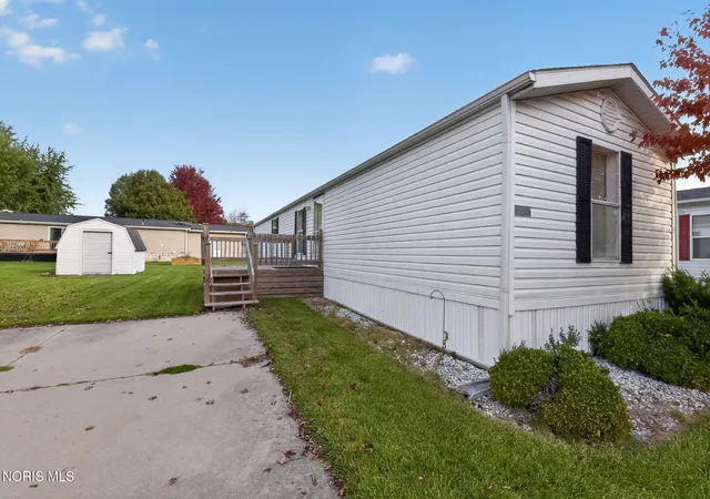 Photo 2 of Manufactured home for sale at 14900 County Rd H #32, Wauseon, OH 43567 | MLS# 10015320 | Listing updated on 2026-10-28