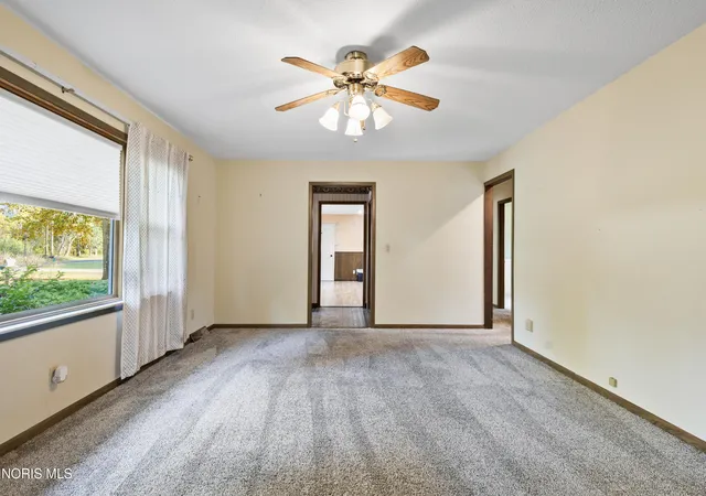 Photo 4 of Single family home for sale at 1733 County Rd 4 1, Swanton, OH 43558 | MLS# 10015323 | Listing updated on 2026-10-30