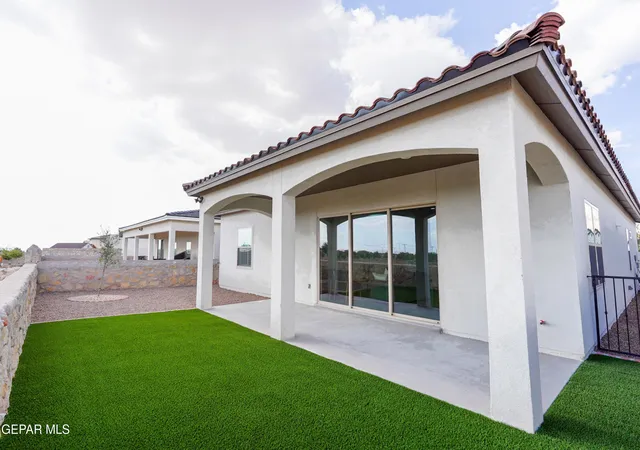 Photo 39 of Sale Pending at 813 Harpendem Dr, El Paso, TX 79928 | MLS# 930103 | Listing updated on 2026-10-09