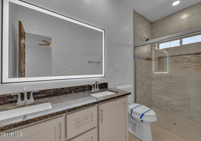 Photo 3 of Single family home for sale at 633 Oak Ridge Ct, Fabens, TX 79838 | MLS# 950399 | Listing updated on 2026-09-01