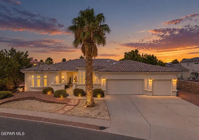 Photo 1 of Single family home for sale at 6035 Laguna Vista Dr, El Paso, TX 79932 | MLS# 943289 | Listing updated on 2026-10-11