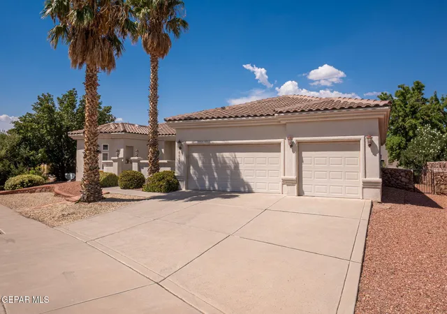 Photo 4 of Single family home for sale at 6035 Laguna Vista Dr, El Paso, TX 79932 | MLS# 943289 | Listing updated on 2026-09-20