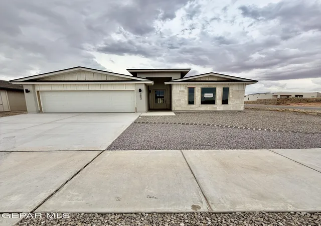 Photo 1 of Single family home for sale at 3893 Perspective St, El Paso, TX 79938 | MLS# 943284 | Listing updated on 2026-09-19