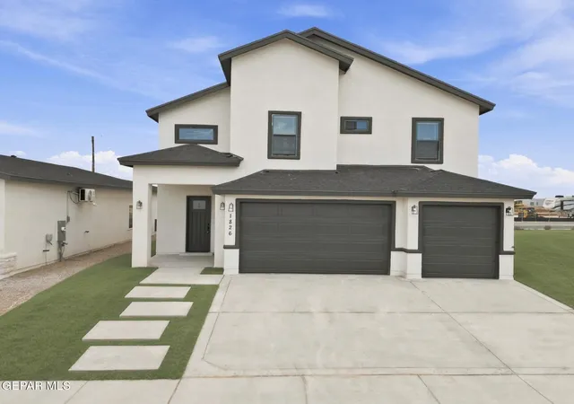 Photo 3 of Single family home for sale at 9728 Calle Cancun St, El Paso, TX 79927 | MLS# 946045 | Listing updated on 2026-09-15