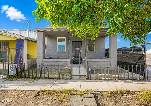 Photo 1 of Single family home for sale at 3821 Findley Ave, El Paso, TX 79905 | MLS# 947398 | Listing updated on 2026-09-15