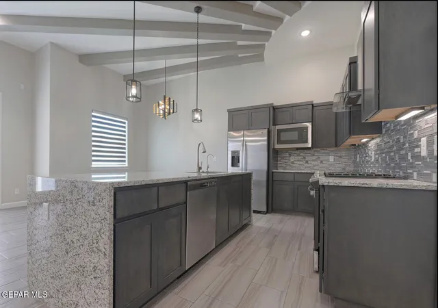 Photo 3 of Single family home for sale at 252 Penbridge Pl, El Paso, TX 79928 | MLS# 950586 | Listing updated on 2026-09-16