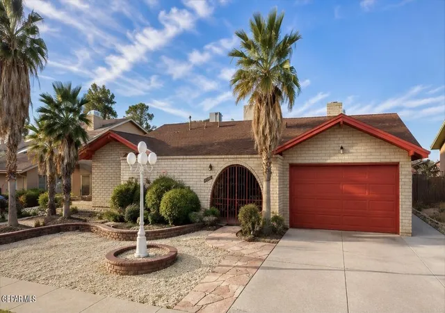 Photo 1 of Single family home for sale at 11609 Casa View Dr, El Paso, TX 79936 | MLS# 950648 | Listing updated on 2026-09-20