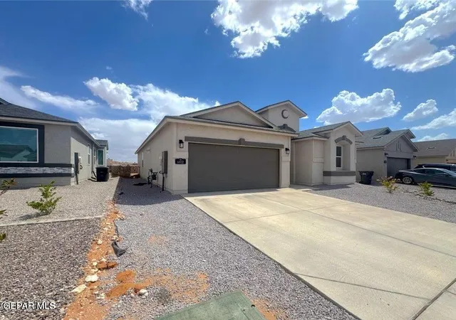 Photo 3 of Single family home for sale at 14932 Concept Ct, El Paso, TX 79938 | MLS# 950669 | Listing updated on 2026-09-18