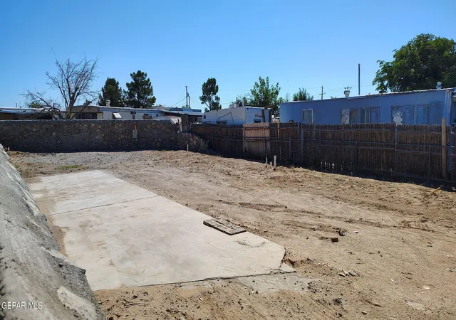 Photo 3 of Land for sale at 12412 Rd Runner St, El Paso, TX 79934 | MLS# 948608 | Listing updated on 2026-09-11