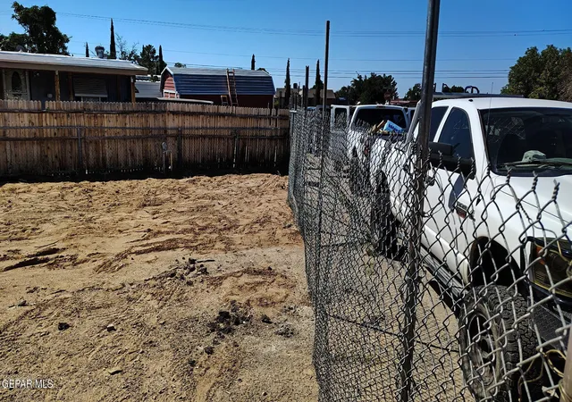Photo 4 of Land for sale at 12412 Rd Runner St, El Paso, TX 79934 | MLS# 948608 | Listing updated on 2026-09-11