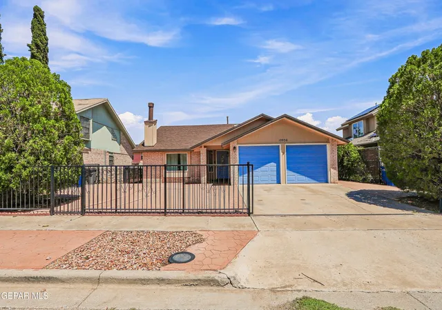 Photo 1 of Single family home for sale at 10936 Ernie Banks Dr, El Paso, TX 79934 | MLS# 950638 | Listing updated on 2026-09-08