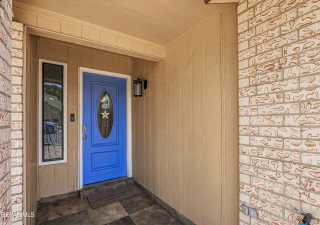 Photo 3 of Single family home for sale at 10936 Ernie Banks Dr, El Paso, TX 79934 | MLS# 950638 | Listing updated on 2026-09-08