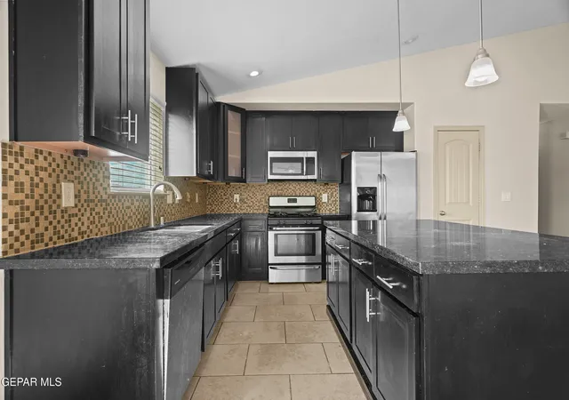 Photo 3 of Sale Pending at 3853 Loma Cortez Dr, El Paso, TX 79938 | MLS# 951813 | Listing updated on 2026-10-27