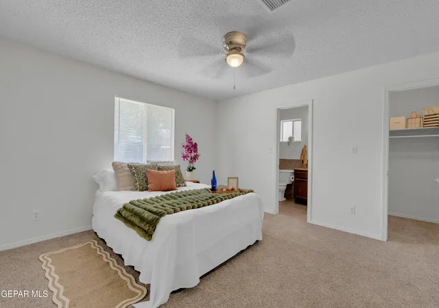 Photo 2 of Single family home for sale at 12512 Robert David Dr, El Paso, TX 79938 | MLS# 950447 | Listing updated on 2026-09-06