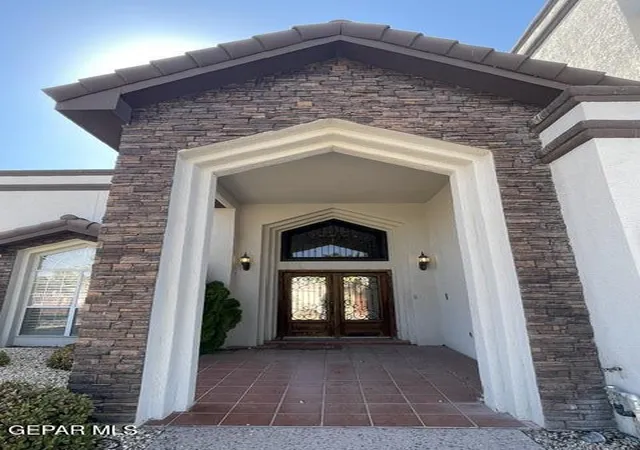Photo 3 of Single family home for sale at 1329 Whirlaway Dr, El Paso, TX 79936 | MLS# 950663 | Listing updated on 2026-09-18