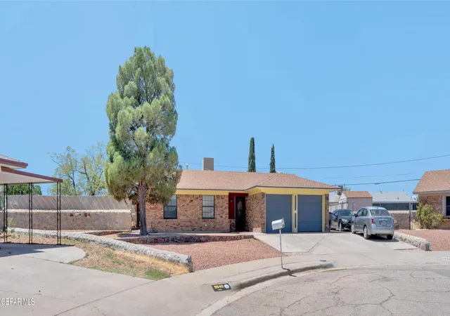 Photo 2 of Single family home for sale at 9938 Belfast Ave, El Paso, TX 79925 | MLS# 950450 | Listing updated on 2026-09-02