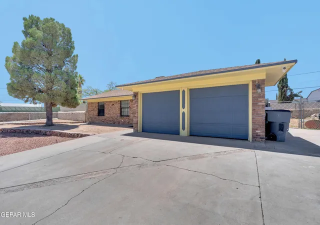 Photo 4 of Single family home for sale at 9938 Belfast Ave, El Paso, TX 79925 | MLS# 950450 | Listing updated on 2026-09-02