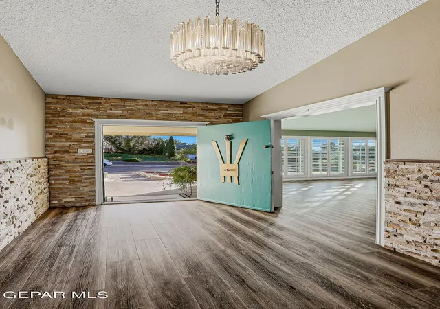 Photo 3 of Single family home for sale at 6305 Snowheights Ct, El Paso, TX 79912 | MLS# 951094 | Listing updated on 2026-10-12