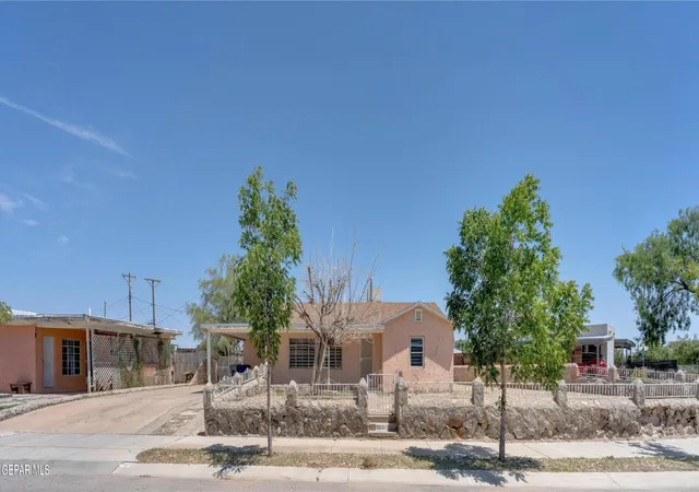 Photo 3 of Single family home for sale at 5013 Flower Dr, El Paso, TX 79905 | MLS# 950474 | Listing updated on 2026-09-03