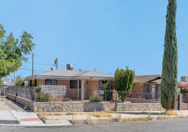 Photo 3 of Single family home for sale at 3601 Truman Ave, El Paso, TX 79930 | MLS# 950479 | Listing updated on 2026-09-02
