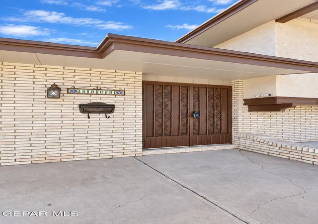 Photo 3 of Single family home for sale at 8808 Shaver Dr, El Paso, TX 79925 | MLS# 950162 | Listing updated on 2026-09-14