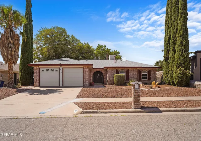 Single family home for sale at 805 Espolon Dr, El Paso, TX 79912 | MLS# 950953