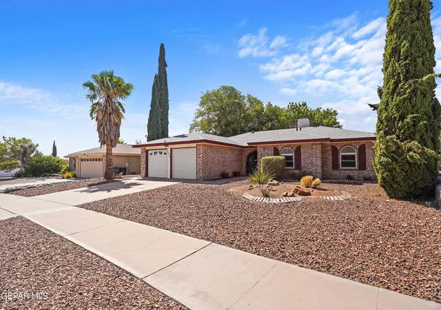 Photo 2 of Single family home for sale at 805 Espolon Dr, El Paso, TX 79912 | MLS# 950953 | Listing updated on 2026-09-21