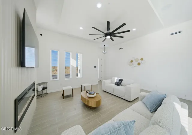 Photo 2 of Single family home for sale at 14500 Leyland Pkwy, Horizon City, TX 79928 | MLS# 950461 | Listing updated on 2026-09-02
