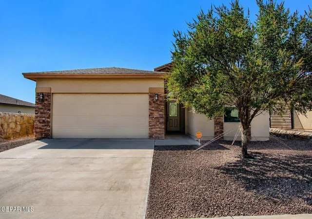 Photo 2 of Single family home for sale at 5858 Laurensito St, Santa Teresa, NM 88008 | MLS# 950245 | Listing updated on 2026-09-07