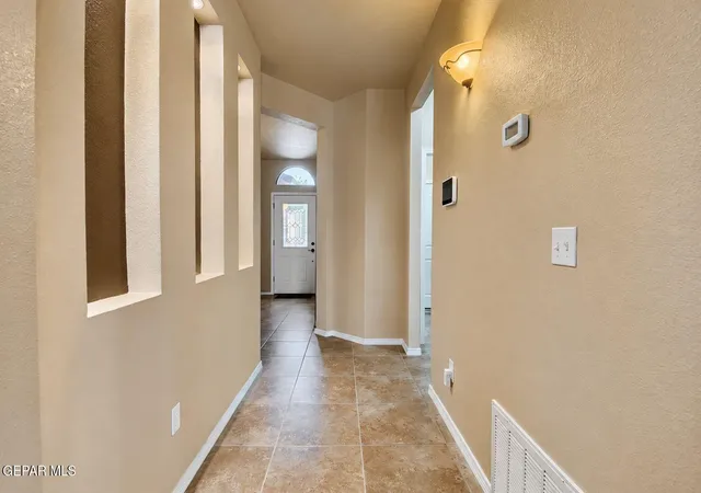 Photo 4 of Single family home for sale at 5858 Laurensito St, Santa Teresa, NM 88008 | MLS# 950245 | Listing updated on 2026-09-07