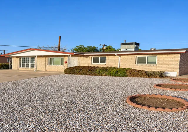 Photo 1 of Single family home for sale at 7739 Porche St, El Paso, TX 79915 | MLS# 951768 | Listing updated on 2026-09-25
