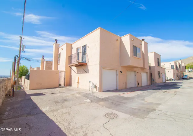 Listing Photo 4 - Condo for sale in building located at 2520 San Jose Ave, El Paso, TX 79930 - Unit #7B