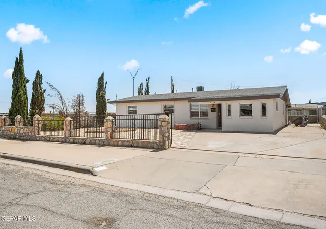 Photo 3 of Single family home for sale at 5714 Elkton Way, El Paso, TX 79924 | MLS# 950413 | Listing updated on 2026-09-05