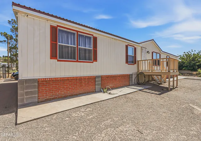 Photo 1 of Manufactured home for sale at 2901 Cook St, Truth Or Consequences, NM 87901 | MLS# 950341 | Listing updated on 2026-09-01
