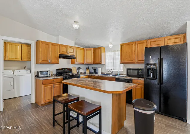 Photo 4 of Manufactured home for sale at 2901 Cook St, Truth Or Consequences, NM 87901 | MLS# 950341 | Listing updated on 2026-09-01
