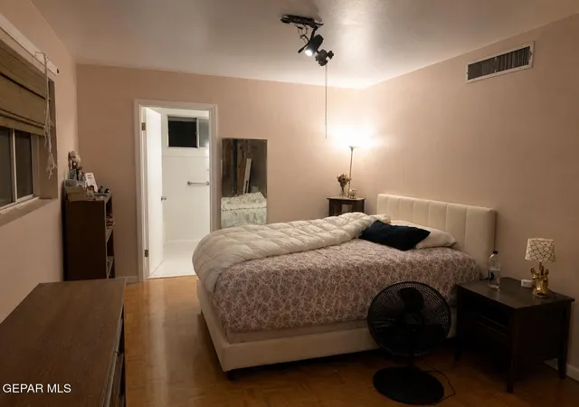 Photo 3 of Sale Pending at 3424 Kirkwall Rd, El Paso, TX 79925 | MLS# 950430 | Listing updated on 2026-09-02