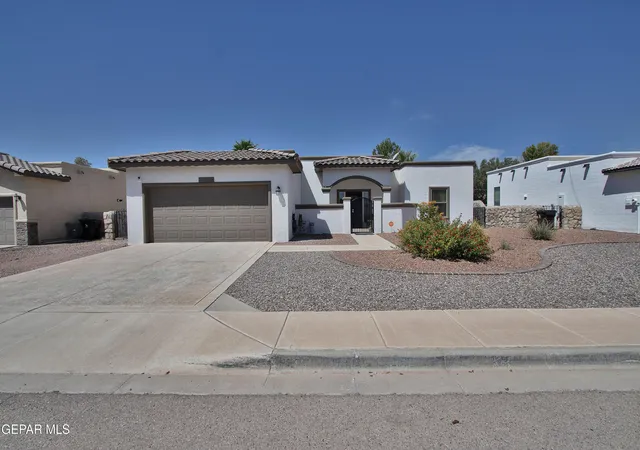 Photo 4 of Sale Pending at 5709 Wales Dr, Santa Teresa, NM 88008 | MLS# 950437 | Listing updated on 2026-09-24