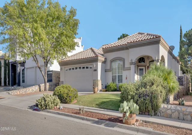 Photo 3 of Single family home for sale at 6360 Dakota Ridge Dr, El Paso, TX 79912 | MLS# 950498 | Listing updated on 2026-09-17