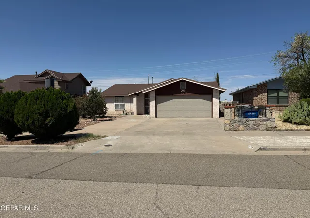 Photo 2 of Single family home for sale at 761 Martha Gale Dr, El Paso, TX 79912 | MLS# 950662 | Listing updated on 2026-09-20