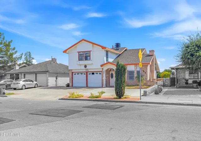 Photo 3 of Sale Pending at 11648 Francis Scobee Dr, El Paso, TX 79936 | MLS# 950400 | Listing updated on 2026-09-18